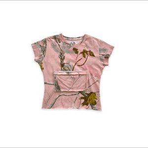 Custom pink RealTree camo utility crop top by mariko&michael